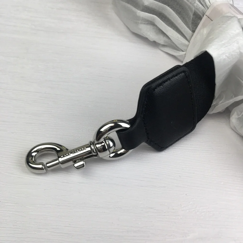 Marc Jacobs Black Tote with White Accents Szie M - Picture 8 of 11